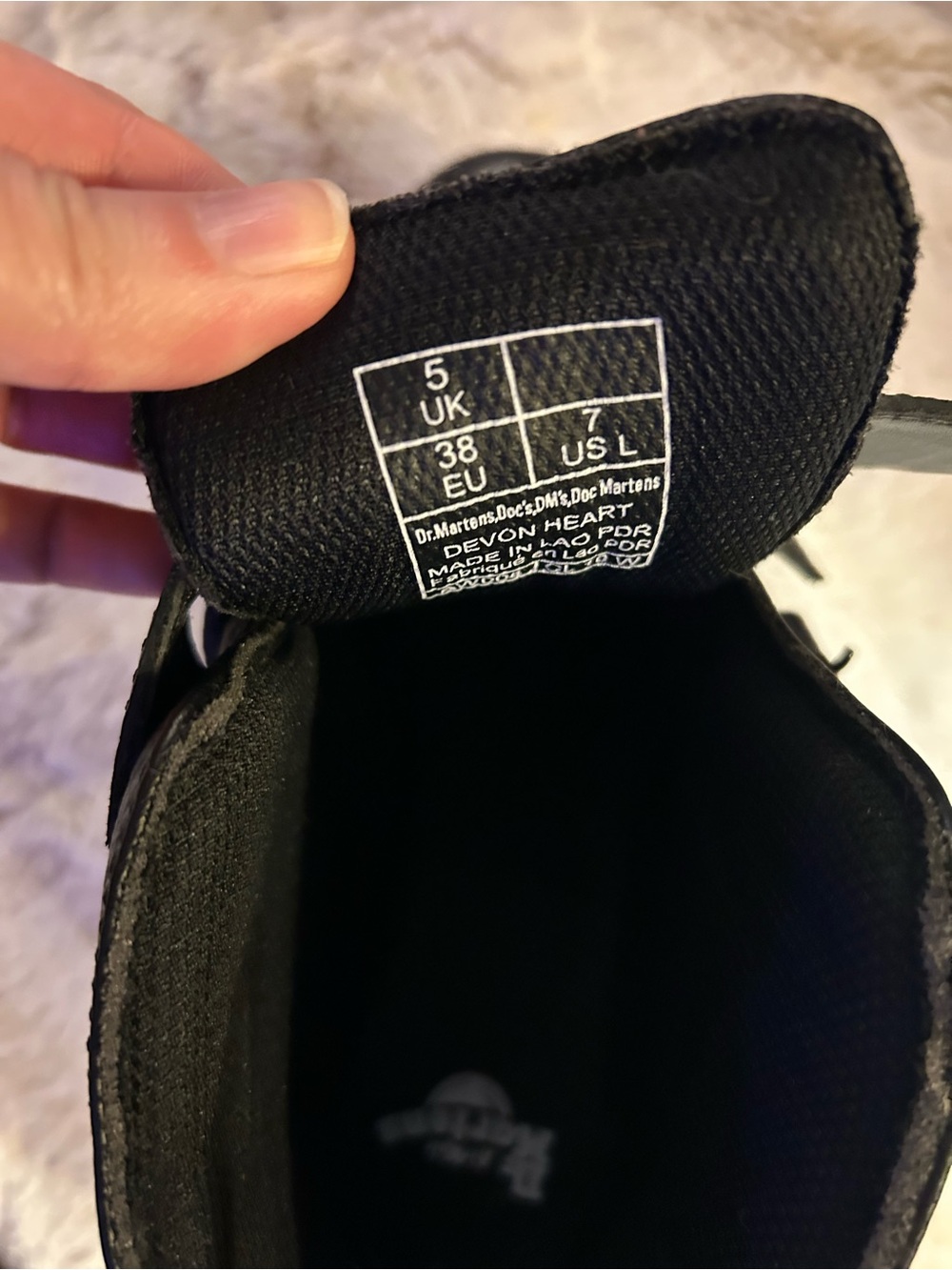 🖤Dr. Martens Devon Heart Boots BLACK🖤 - Picture 10 of 10